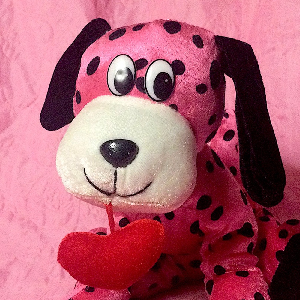 ⭐️ Cute Plushie Pink Black Spot Dog w/ Heart - Picture 6 of 6
